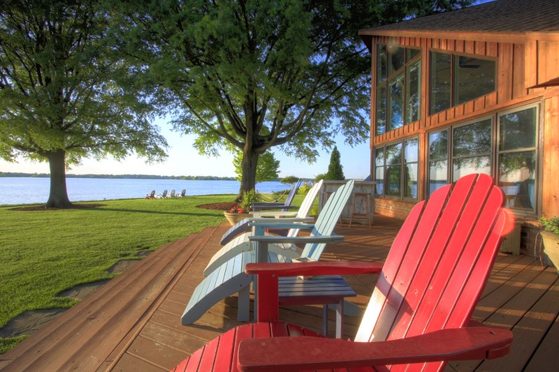 Real estate photography: interior and exterior of a finished home